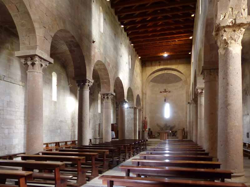 Nef
                  de Sant'Antioco-di-Bisarcio