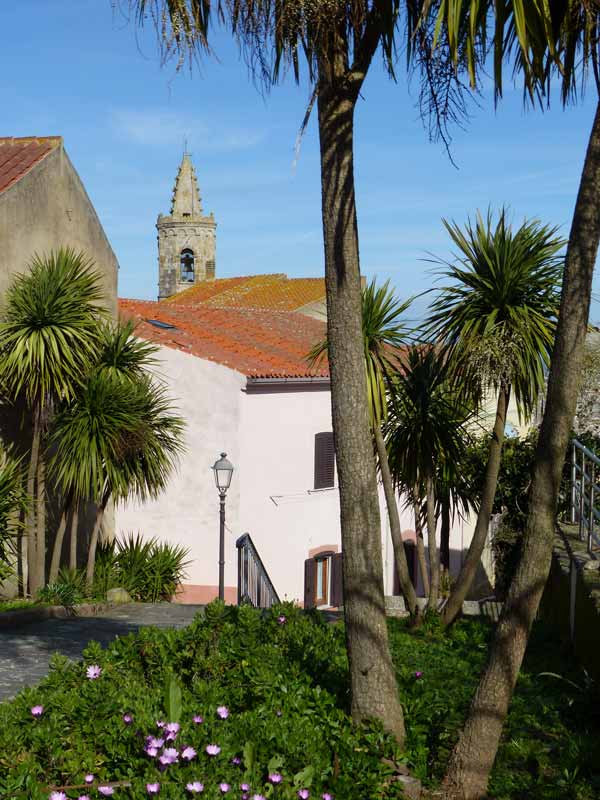 Cossoine : clocher-de-Santa-Chiara-XVe