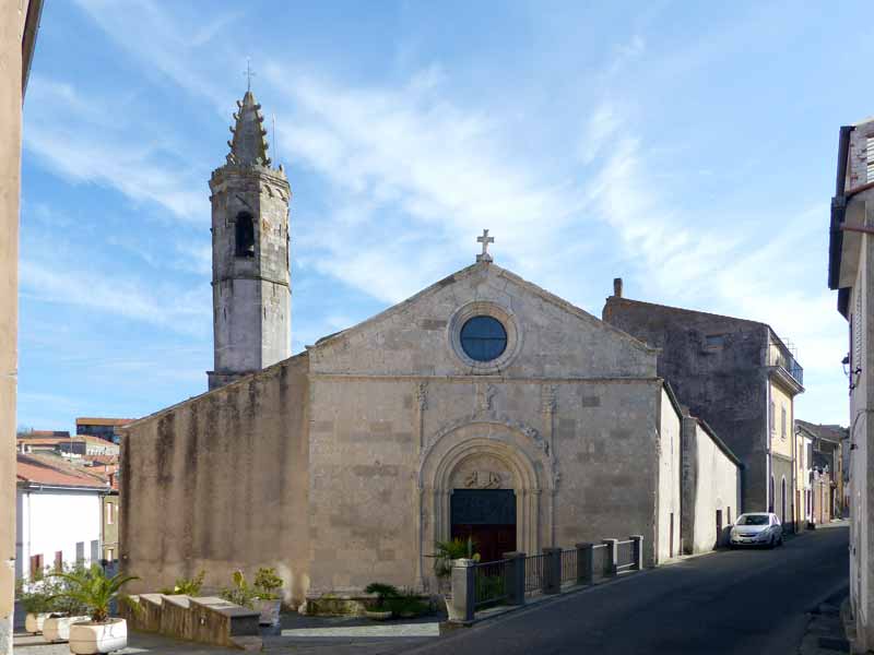 Cossoine : façade de Santa Chiara (XVème)