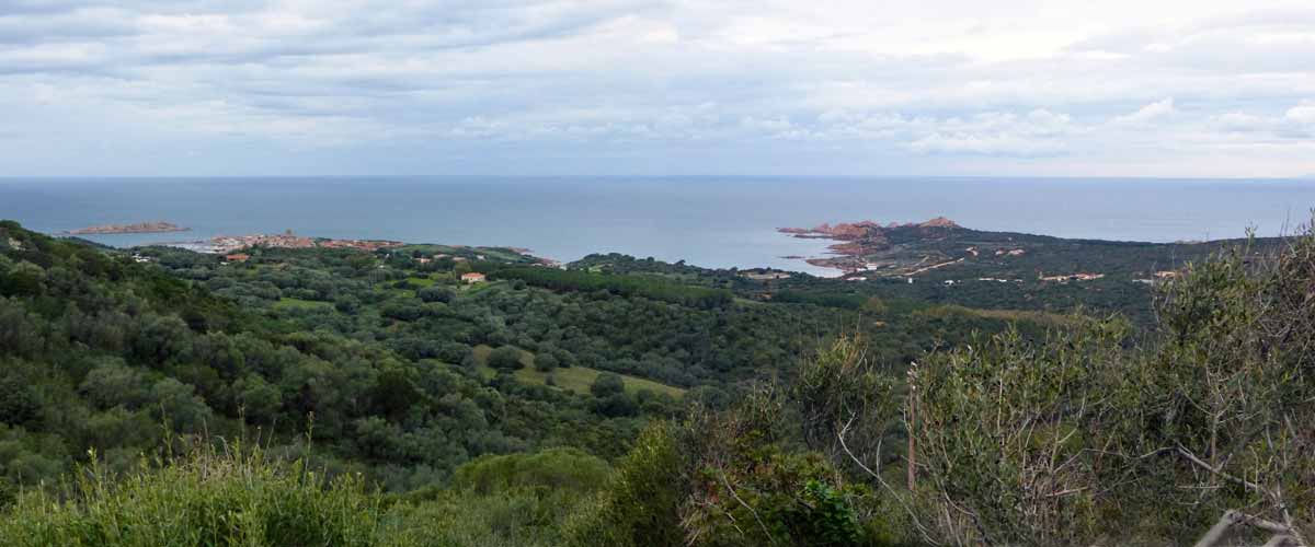 Descente vers Isola Rossa : panorama depuis Paludella