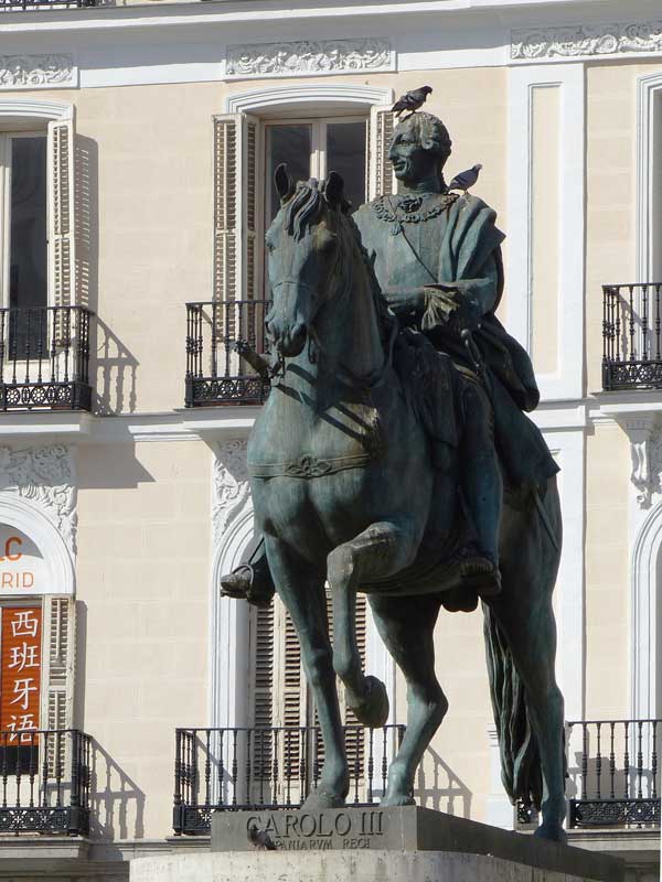 Plaza de Puerta del Sol : statue de Charles III