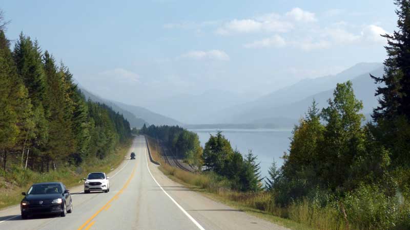 Retour vers
            Jasper, le long de Moose Lake