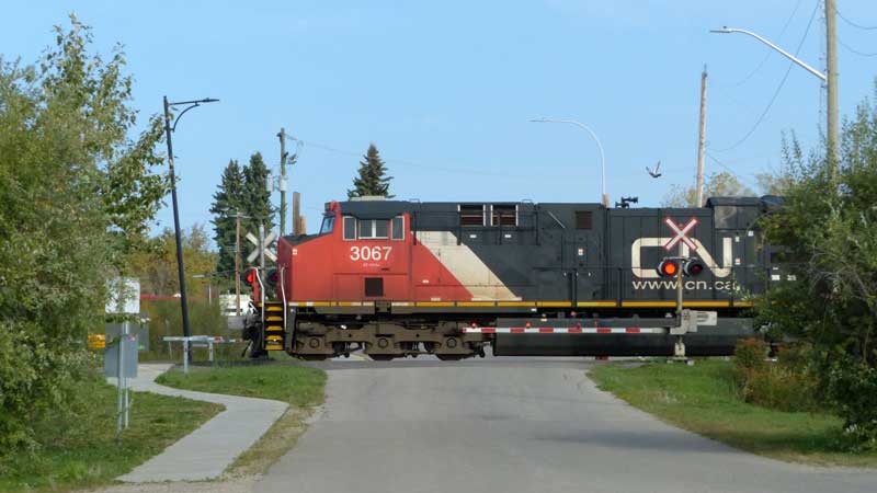 La
            locomotive de tête du CN