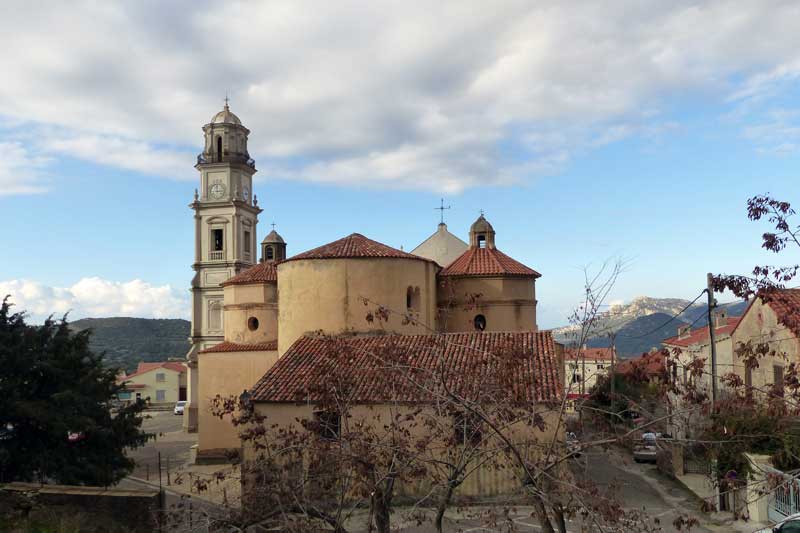 Abside de
                    l'église st-Blaise de Calenzana