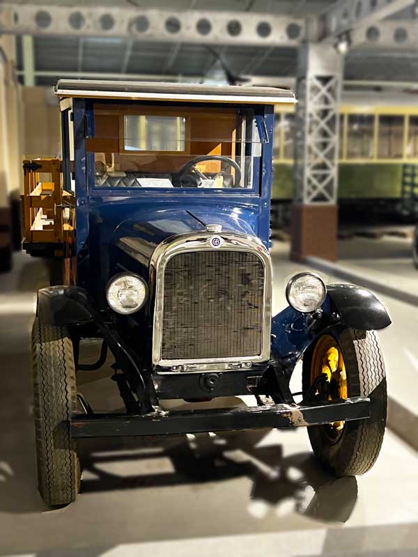 Graham-Brothers-Truck-1926