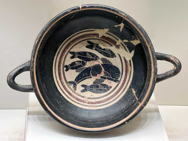Kylix-laconien-vernise-noire-575-570-av,.JC-par-le-peintre-Boreas