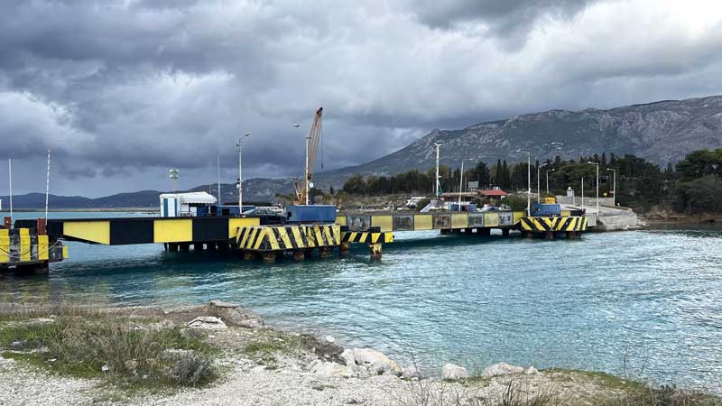 Canal-de-Corinthe-pont-submersible-de-Posidonia
