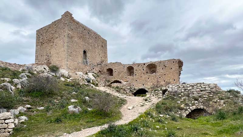 la-Tour-Franque de l'Acrocorinthe, donjon de la
                  citadelle