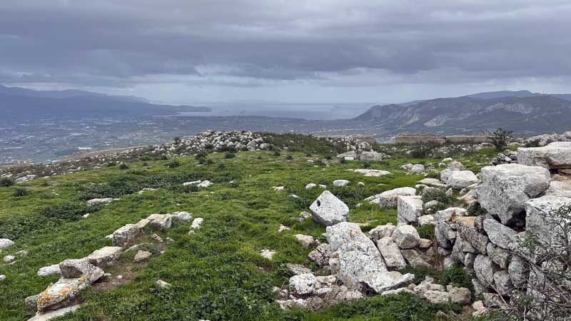 Depuis-le-temple-d'Artemis-le-Golfe-de-Corintne