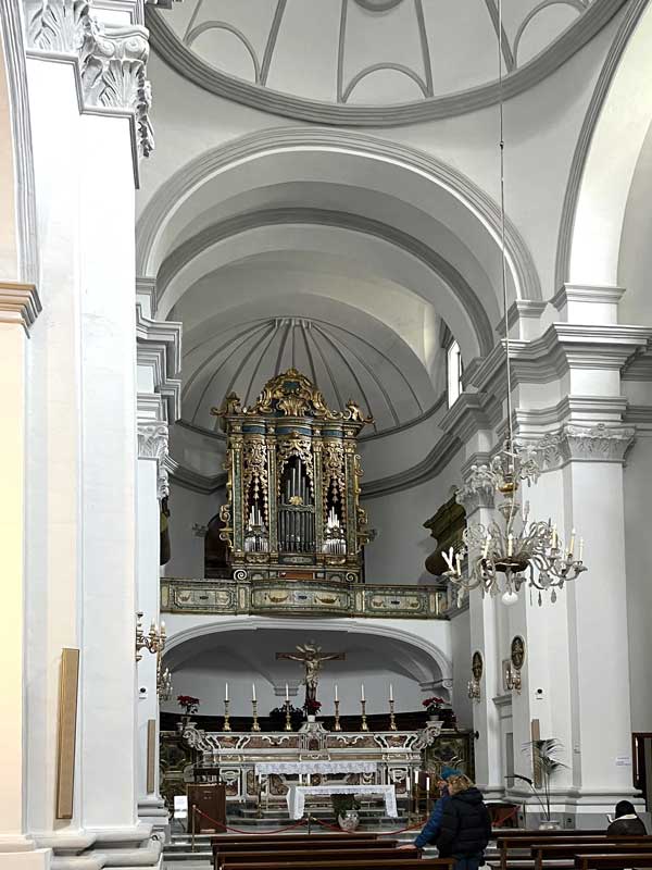 Matera-Chiesa-San-Agostino-XVI-XVIIIe-choeur