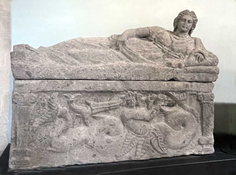Sarcophage-de-Ramtha-Apatrui