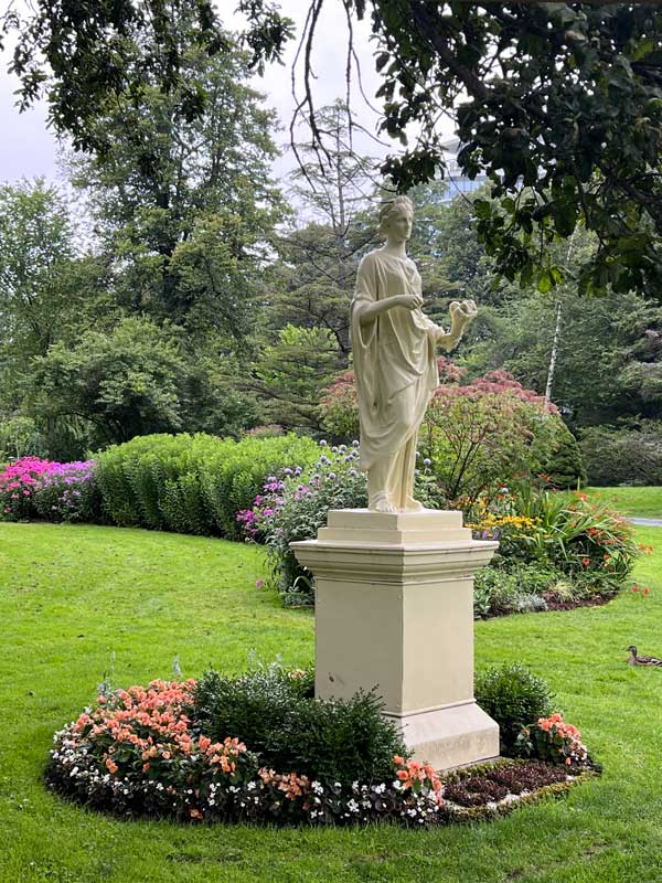 Statue dans Halifax Public Gardens