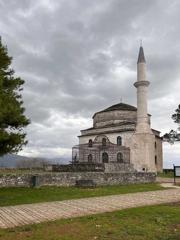 Ioannina-Tombe-d'Ali-Pacha-et-mosquee-Fetiye..