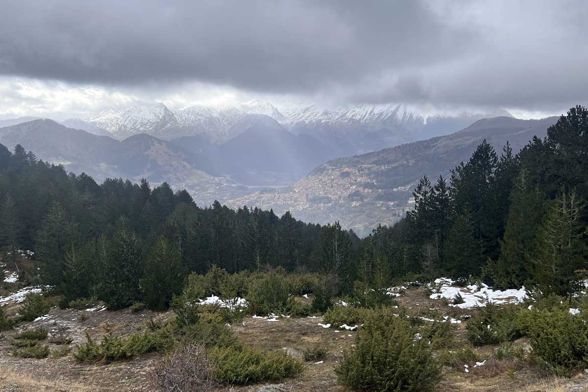 Au-loin-Metsovo