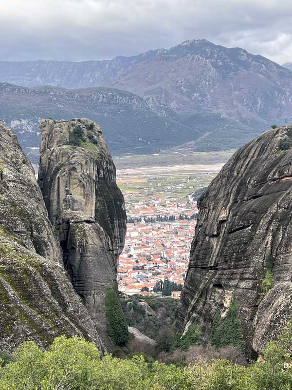 Meteores-vue-sur-Kalambaka