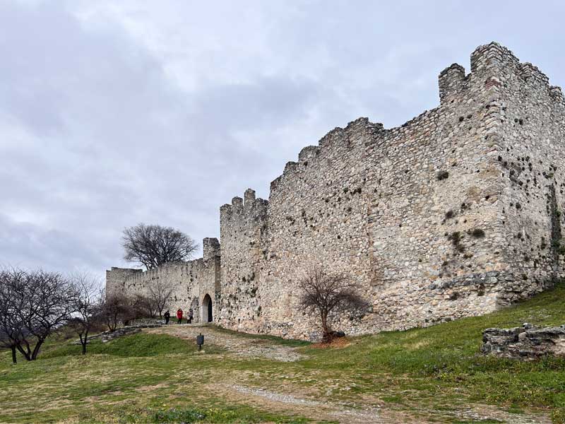 Chateau-byzantin-de-Platamonas-muraille