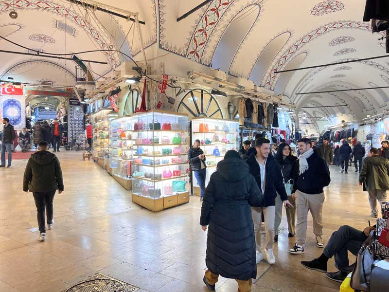 Istanbul-dans-les-galeries-du-Grand-Bazar