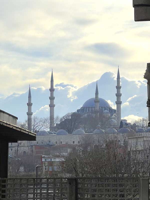 Istanbul-vers-Süleymaniye-Camii