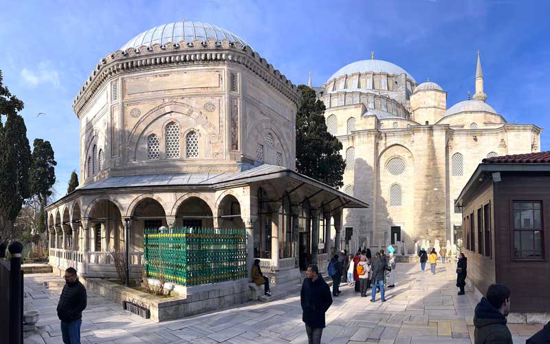 Tombeau de Süleyman et mosquee.Süleymaniye Camii