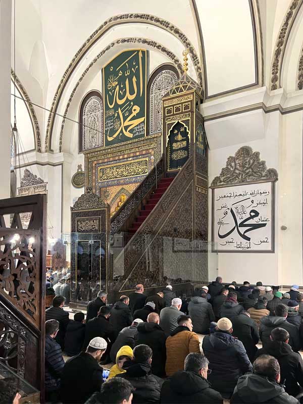 Bursa-Ulu-Cami-minbar