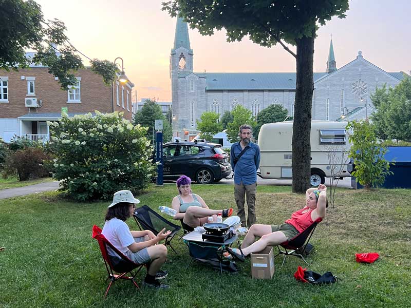 Montmagny : bivouac dans la Parc du Souvenir