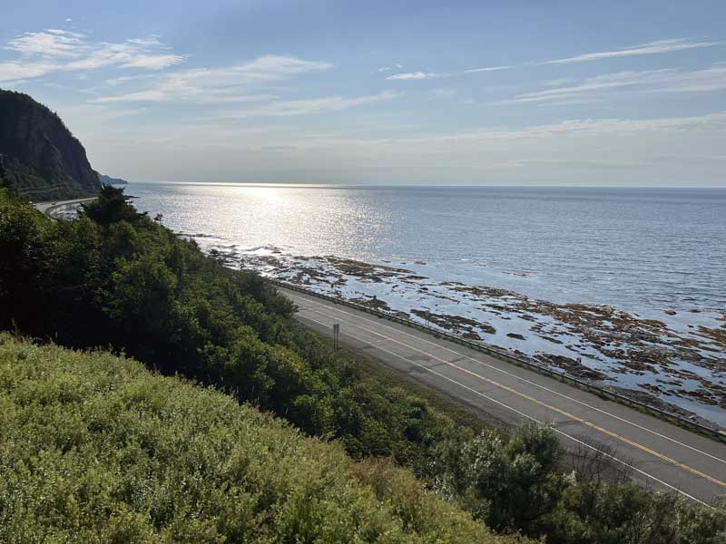 Depuis le phare-de-La-Martre,
            vue-sur-le-St-Laurent-en-amont