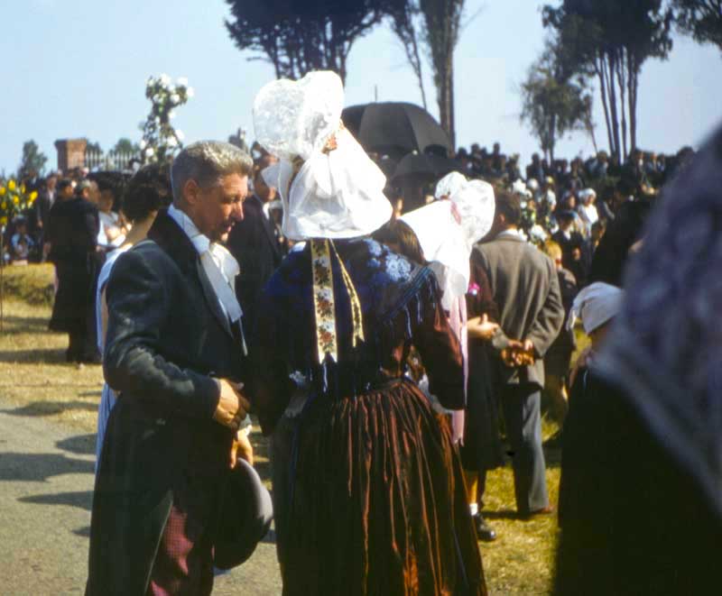 Pardon de Saint-Roch 1955 : les premiers costumes